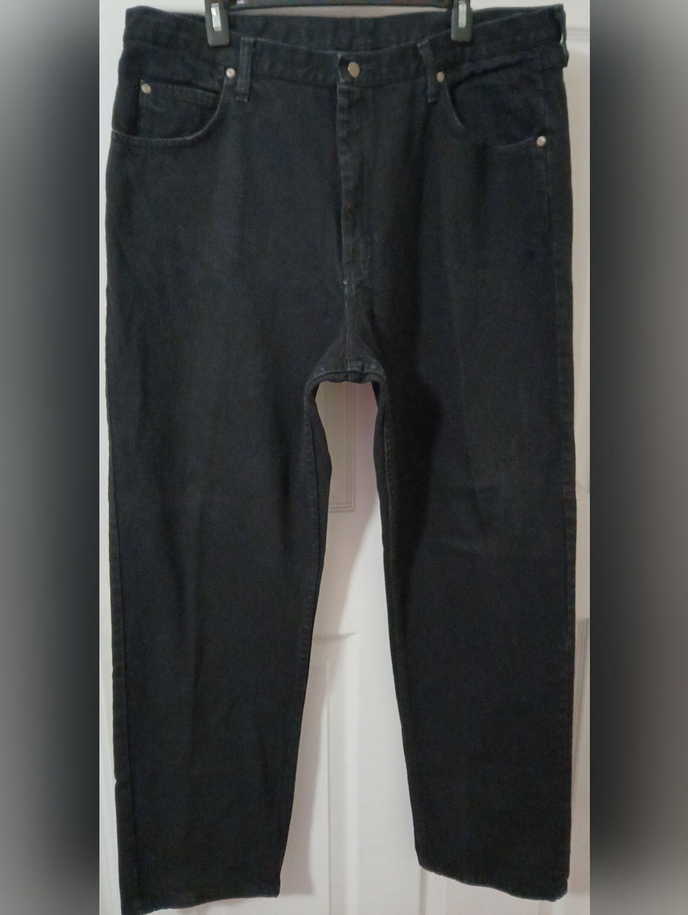 Wrangler Jeans Mens 40x32* Black Relaxed Fit Straight Leg Dark American Denim*